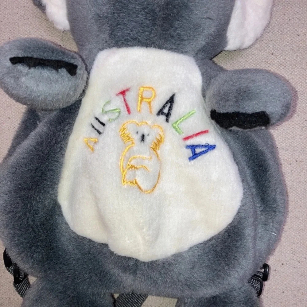 N/A adorable gray